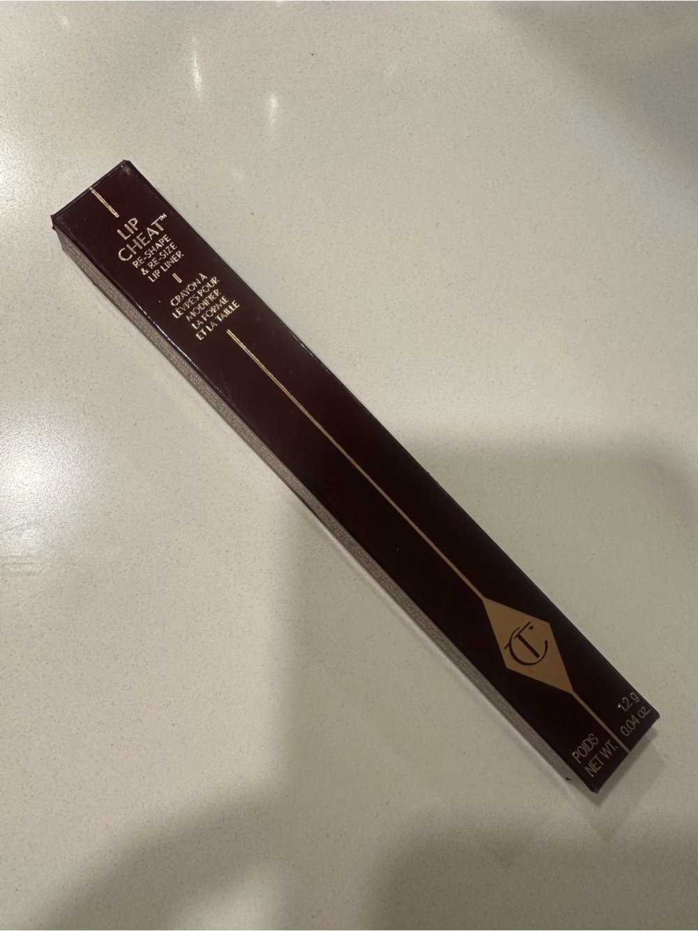 Charlotte tilbury lip cheat reshape & resize lip liner in color pink Venus.